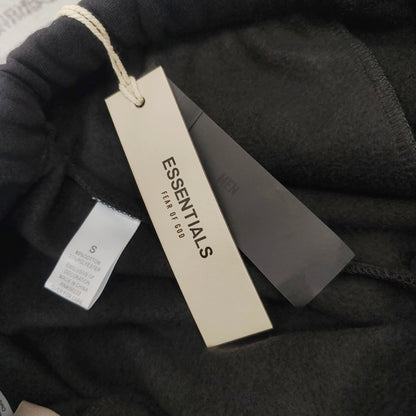Fear of God ESSENTIALS Relaxed Sweat Shorts