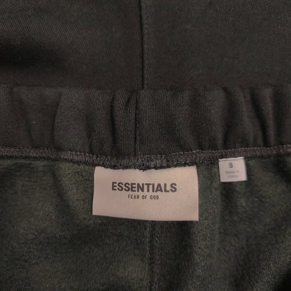Fear of God ESSENTIALS Relaxed Sweat Shorts